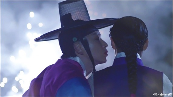 web_2042553672_189976ca