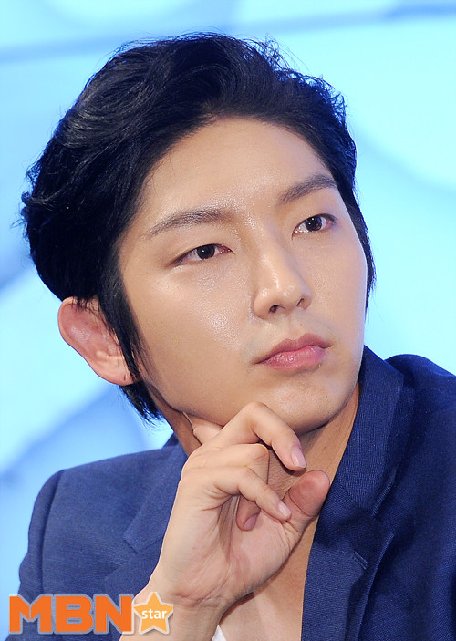 image_readtop_2014_906270_14031592861390302