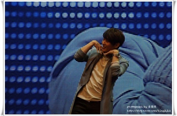 562576_560069390692613_424276660_n