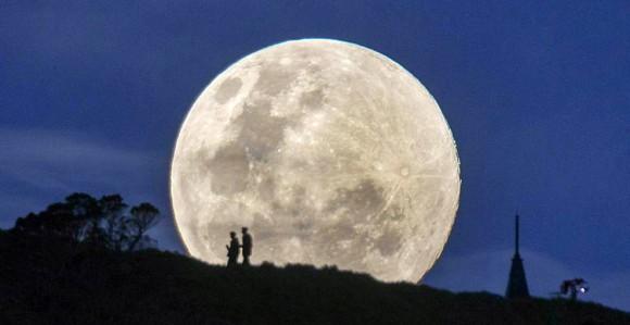 スーパームーン　新年　月に関連した画像-01