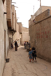 0-005