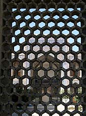 060