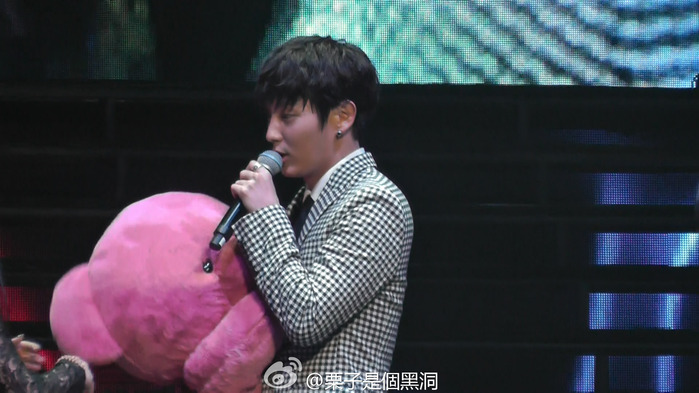 e42b5271jw1enon24gdgsj21hc0u0jzm