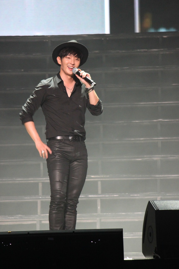 005CoBzIjw1enop0ft5trj31kw2dcnhs