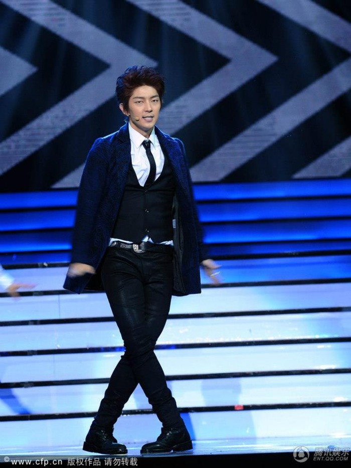 394945_510783065621246_1506773966_n