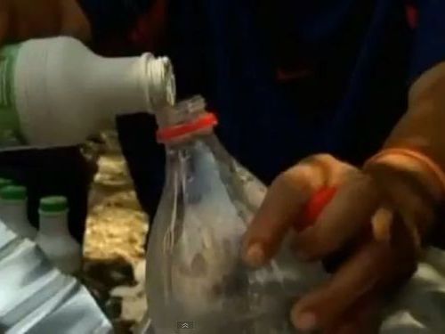スラムに革命的な発明00