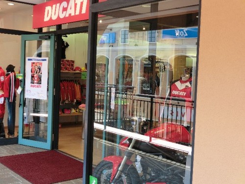 14ドカティアパレル