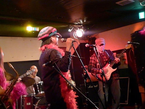 10504_299414053496218_218372947_n