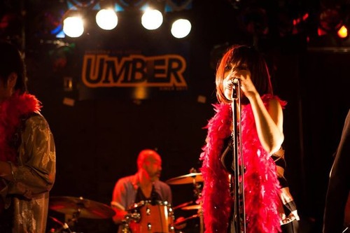 915084_1956854690_9large