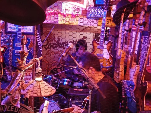 29342191_590504567960844_2688668326367854592_n