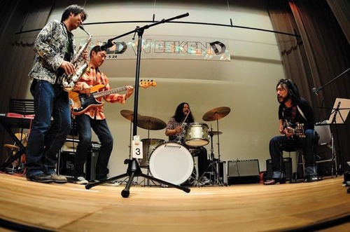 915084_2157017697_220large