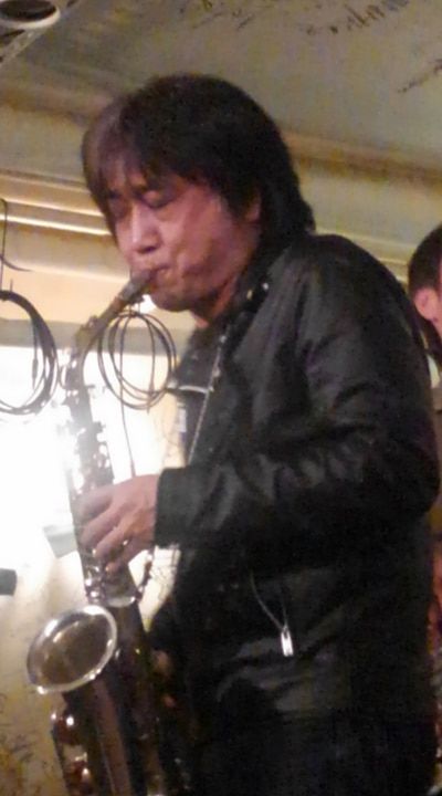 27591796_1604878786300329_533765051_n