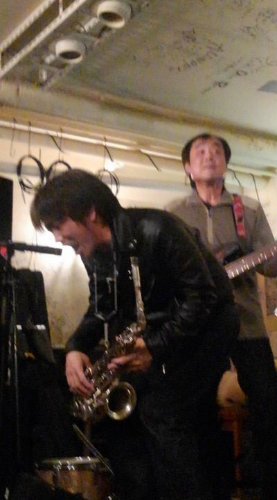 27721068_1604878776300330_711674287_n