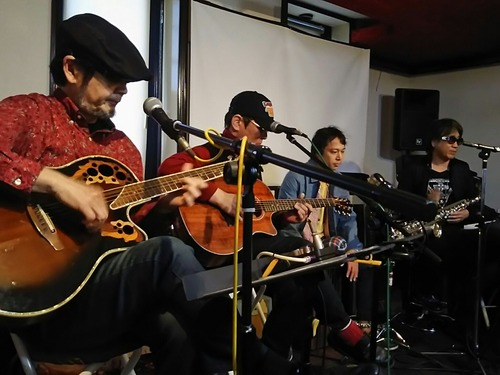 65AC88BF-B75E-4AC3-8075-74690B2D6FEF