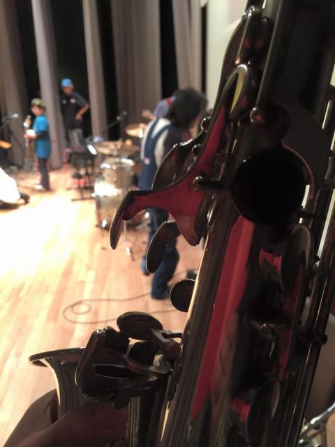 915084_2157017738_92large