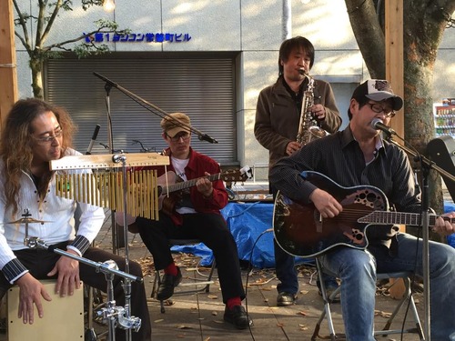 10422908_379164048909330_4747986554245167967_n