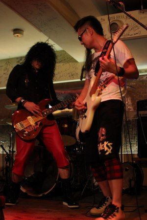 67033_310197752424523_1211823922_n