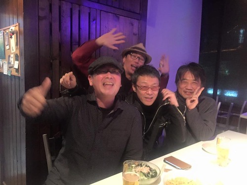 940939_799373036876245_4823109383890317346_n