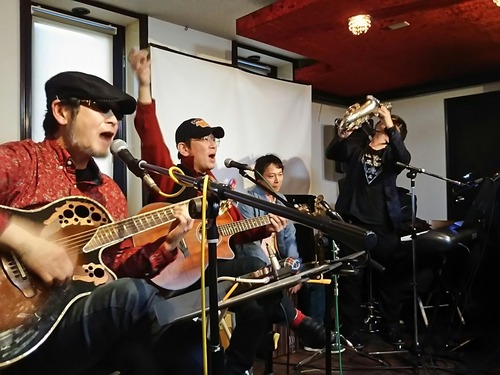 07FE85DD-5DA4-4439-A342-F7206A629FB5