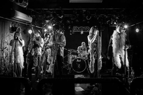 1044015_10201301358237728_240301147_n