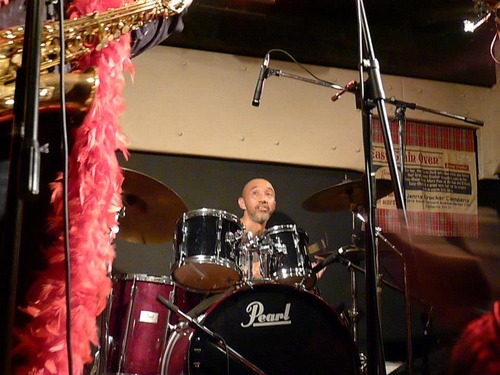 644146_299414593496164_330561486_n