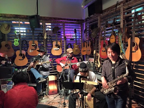 10252078_452109241605800_6297448715996122814_n