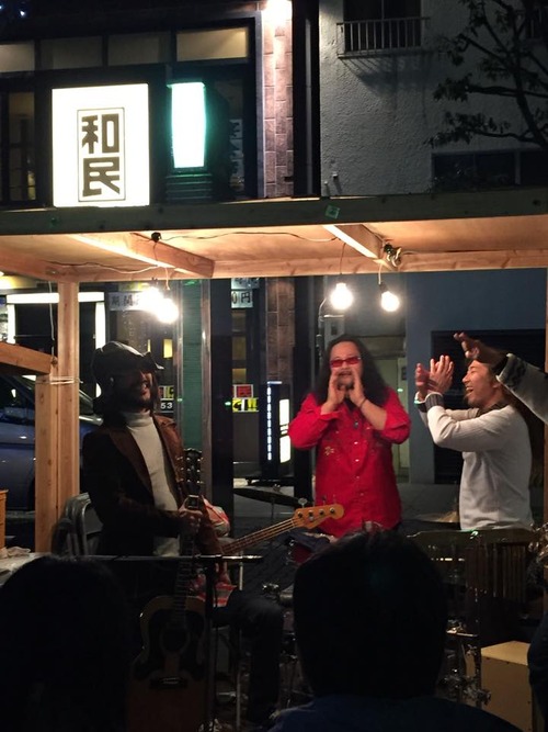 10462981_379172738908461_3722117943753250579_n