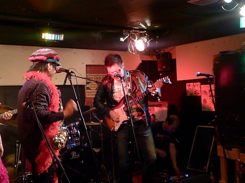 527505_299414070162883_1519465690_n