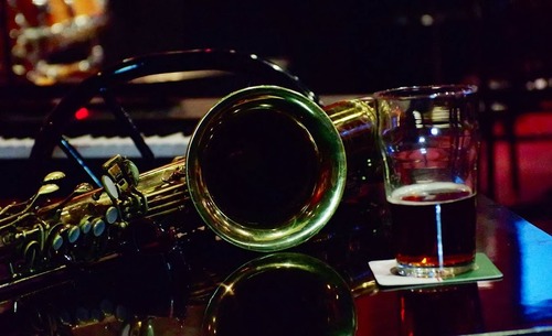 Zoltan_SaxBeerArtshot2013