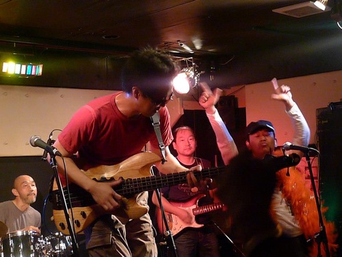 63095_299414226829534_62297179_n