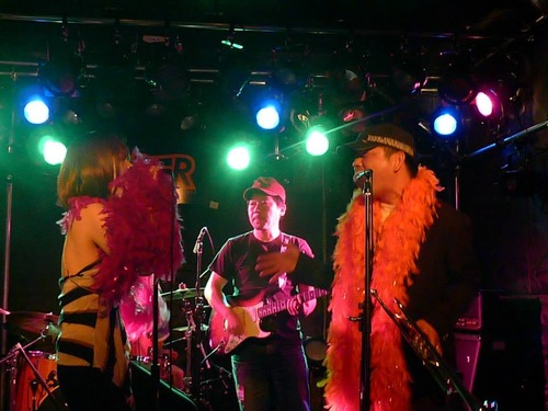 1017234_391814337589522_1078305786_n