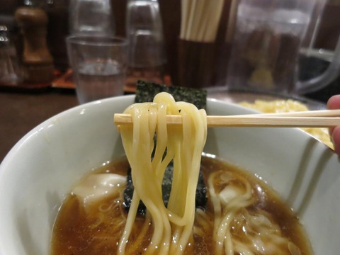 はやしまる　麺上げ