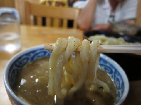 村岡屋　麺上げ