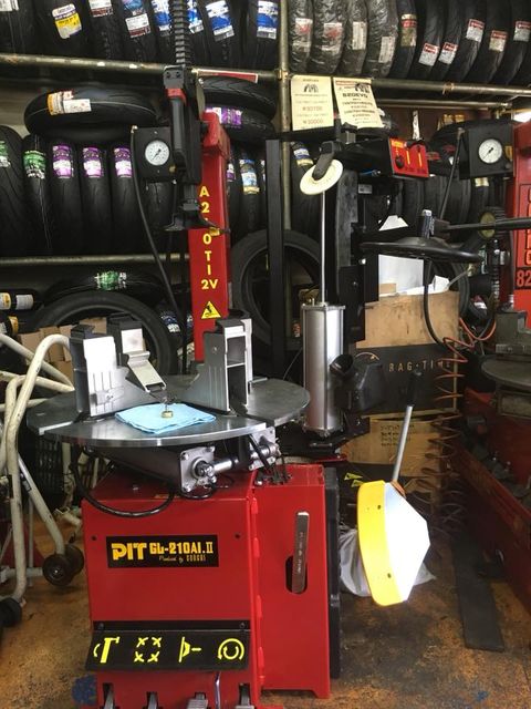 37007074_1582970365163714_6083612443668381696_n