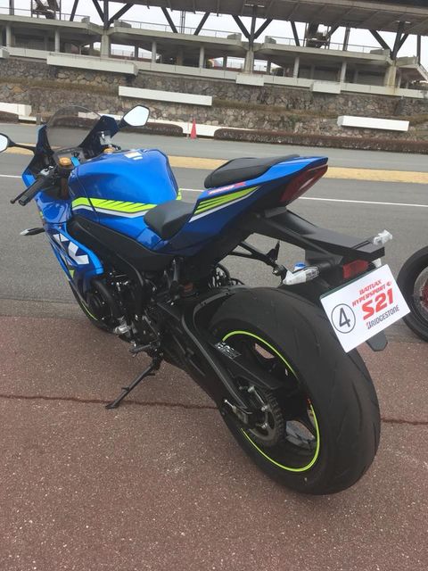 28685655_1453975121398020_2463975476046093955_n