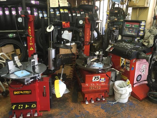 37161588_1582970425163708_690216014859730944_n