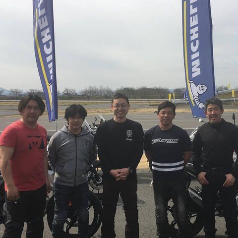 54462905_1953584838103710_1185022992120283136_n