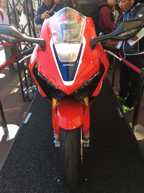 14642256_985704478223642_4634158775424406539_n