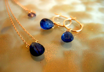 カイヤナイトネック＆ピアスweb