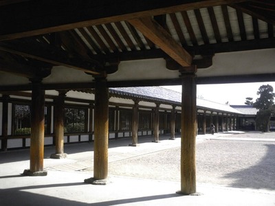 法隆寺の回廊