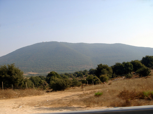 1920px-Northern_slope_of_Mount_Meron