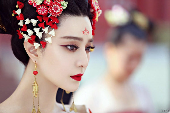 中国人気宮廷ドラマ 武媚娘伝奇 女優範氷氷とその役コスプレをした男性 Witdealssのブログ