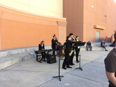 20180418_001804321_iOS