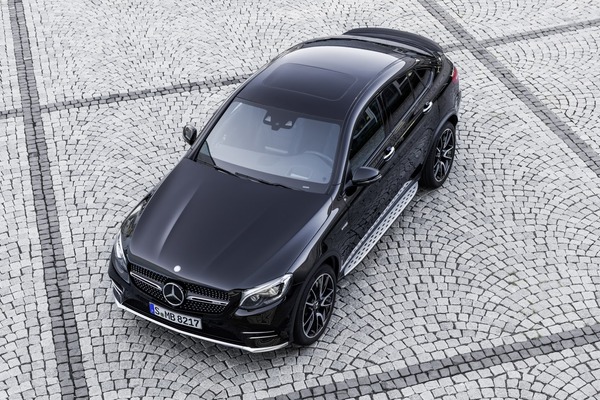 Mercedes_GLC_Coupe_43_AMG-16