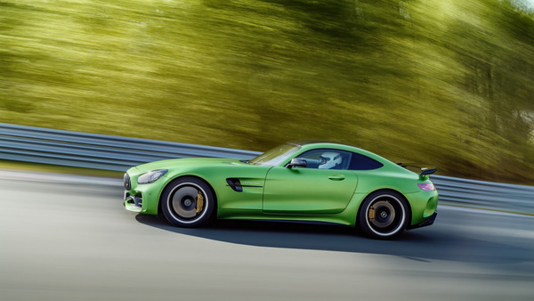 mercedes-amg-gt-r-5