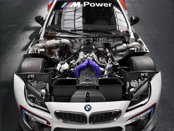 BMW-M6-GT3-26