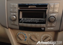 2015-Suzuki-Ertiga-facelift-audio-unit-In-Images-900x655