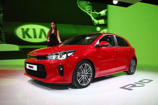 kia-rio-paris-livepics-4