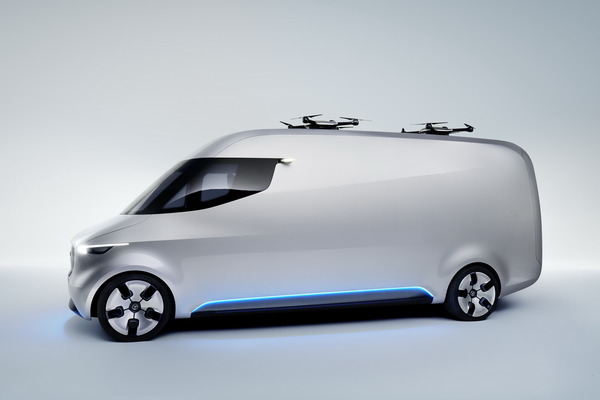 Mercedes-Vision-EV-Van-03