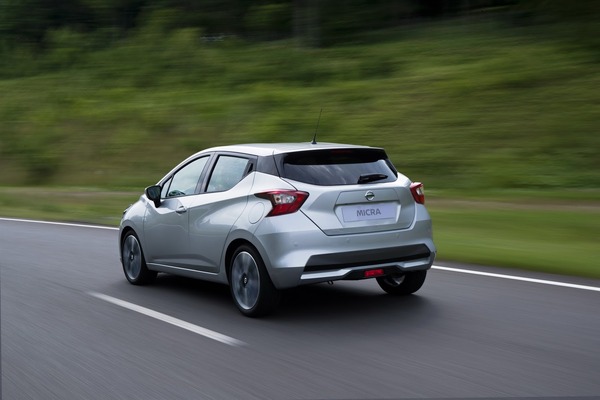 nissan-micra-2017-livepics-paris-20